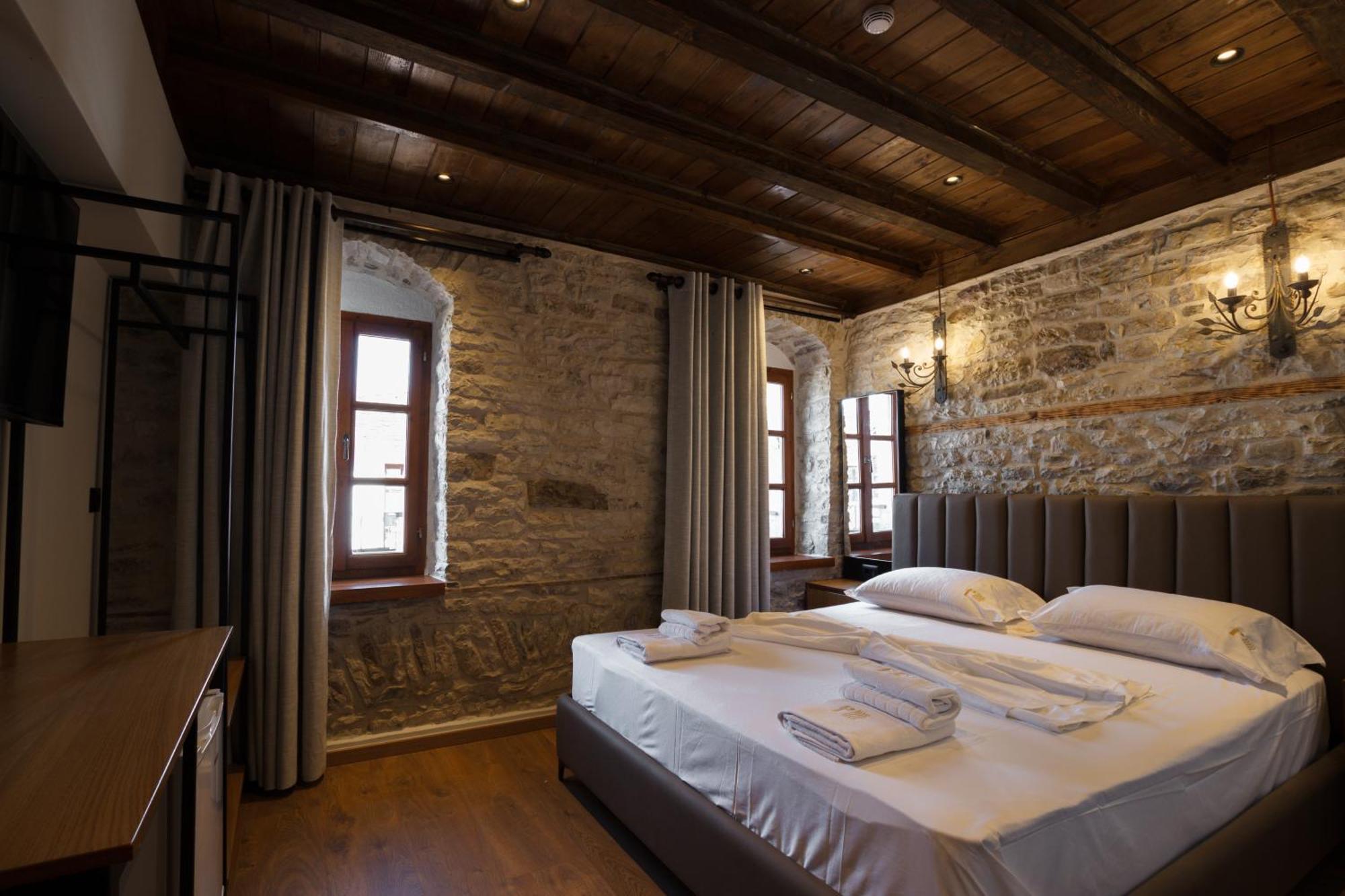 Furra Hotel Gjirokastër Extérieur photo