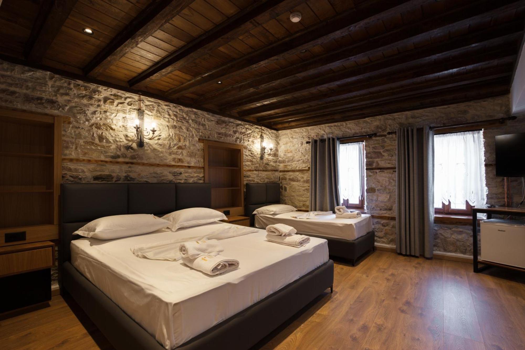 Furra Hotel Gjirokastër Extérieur photo