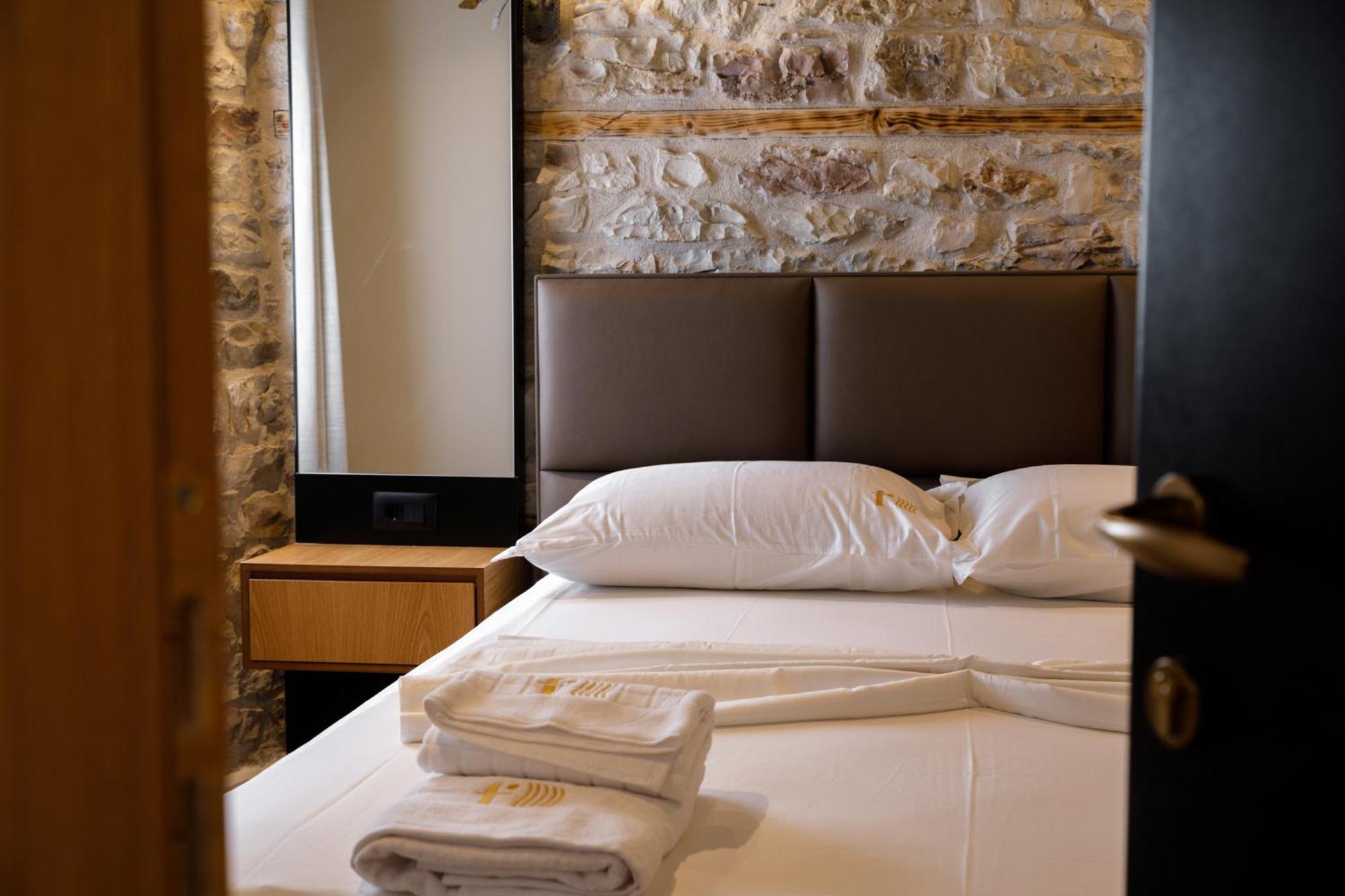 Furra Hotel Gjirokastër Extérieur photo